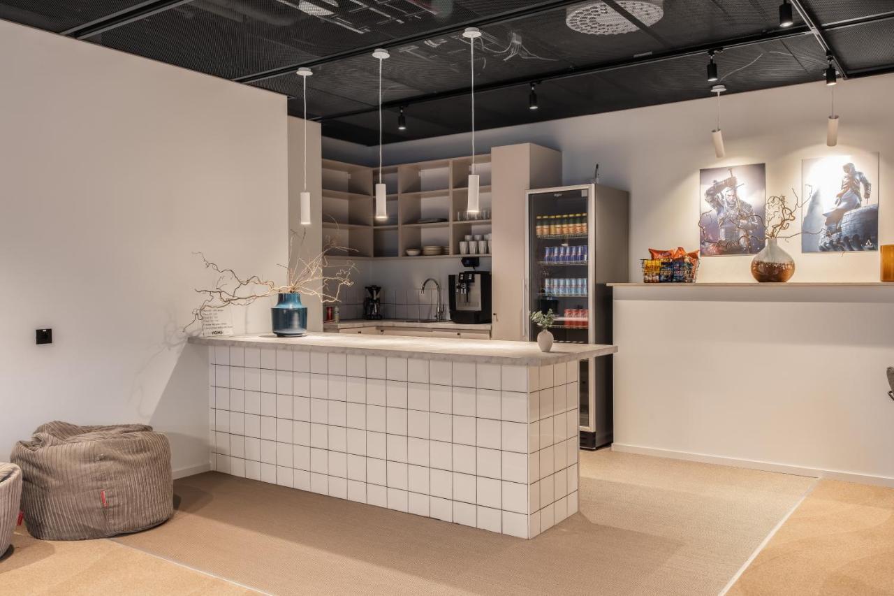 Homex Hotel For Gamers Taby Bagian luar foto